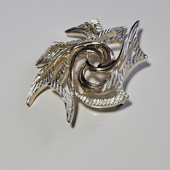 Sarah Coventry Brooch Modernist Gold Silver Vintage Signed 1971 Pin - Picture 8 of 11